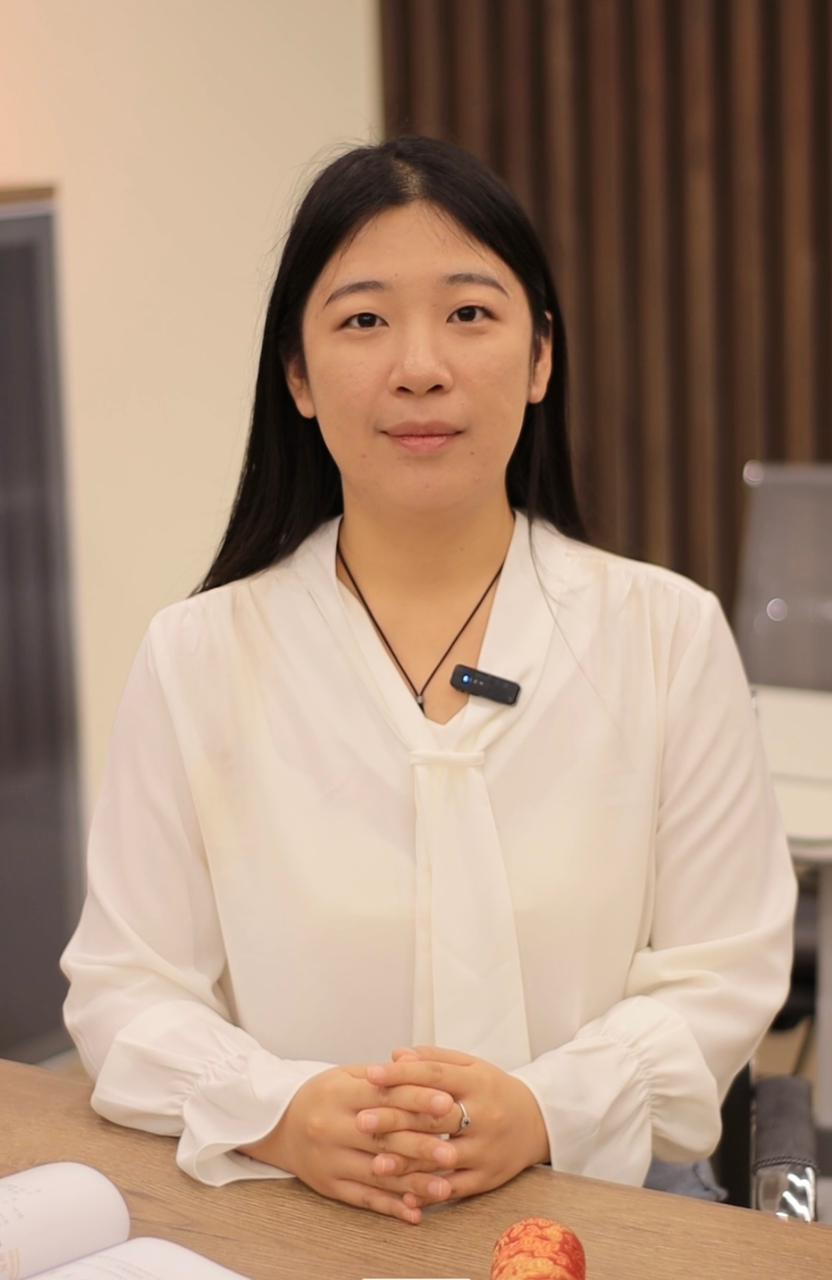 Ли Цянь (李倩)